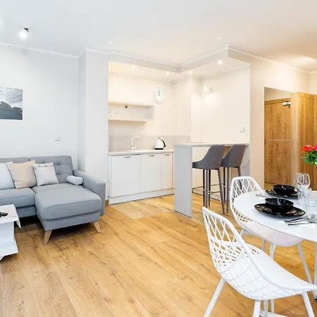 아파트 Wonder - Z Tarasami Lub Balkonami, Blisko Kompleksu Narciarskiego Arena I Kosciola Wang 카르파츠