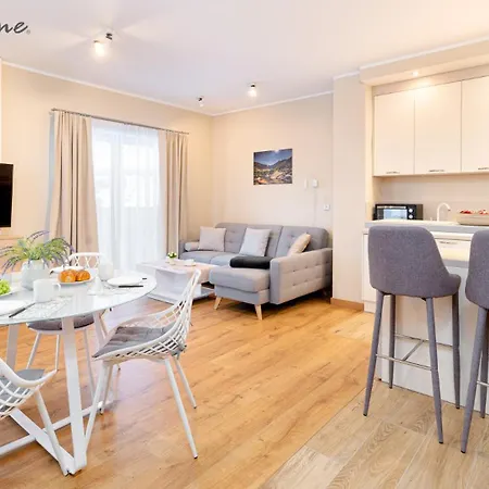 Wonder - Z Tarasami Lub Balkonami, Blisko Kompleksu Narciarskiego Arena I Kosciola Wang Lejlighed