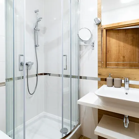 Wonder - Z Tarasami Lub Balkonami, Blisko Kompleksu Narciarskiego Arena I Kosciola Wang *