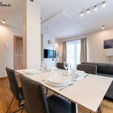 Wonder - Z Tarasami Lub Balkonami, Blisko Kompleksu Narciarskiego Arena I Kosciola Wang