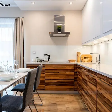 Wonder - Z Tarasami Lub Balkonami, Blisko Kompleksu Narciarskiego Arena I Kosciola Wang