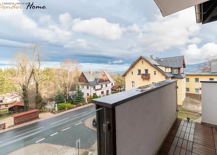 شقة Wonder - Z Tarasami Lub Balkonami, Blisko Kompleksu Narciarskiego Arena I Kosciola Wang كارباش